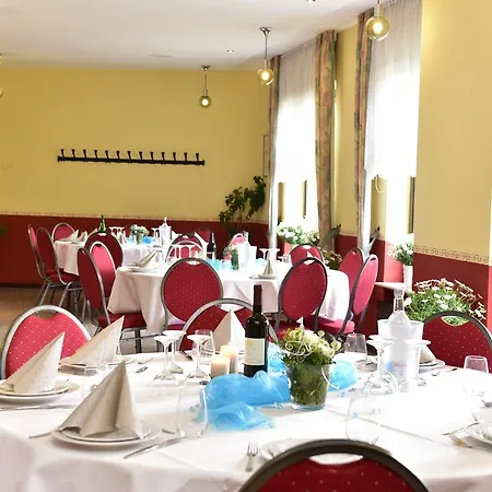 Schuetzenhof Neuhof (Hessen)